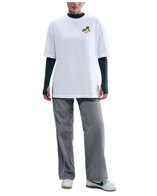 Nike White Sportswear Oversized Short-sleeve Graphic T-shirt