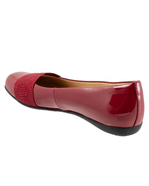 Trotters Red Samantha Flat