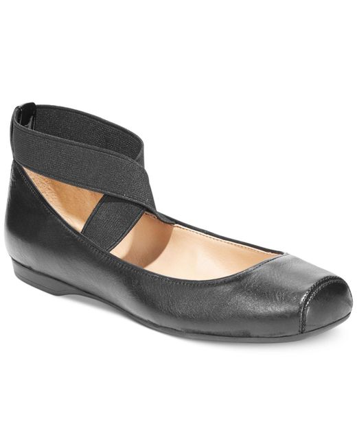 Jessica Simpson Mandalaye Elastic Criss-cross Ankle Strap Ballet Flats in  Black | Lyst