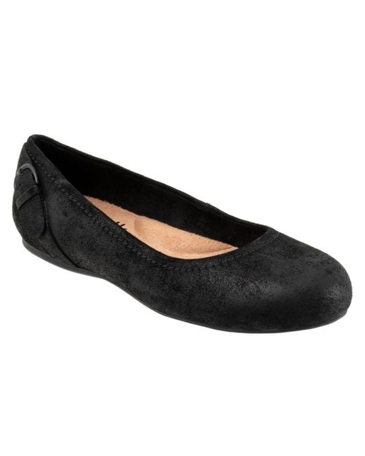 Softwalk® Black Sydney Flat