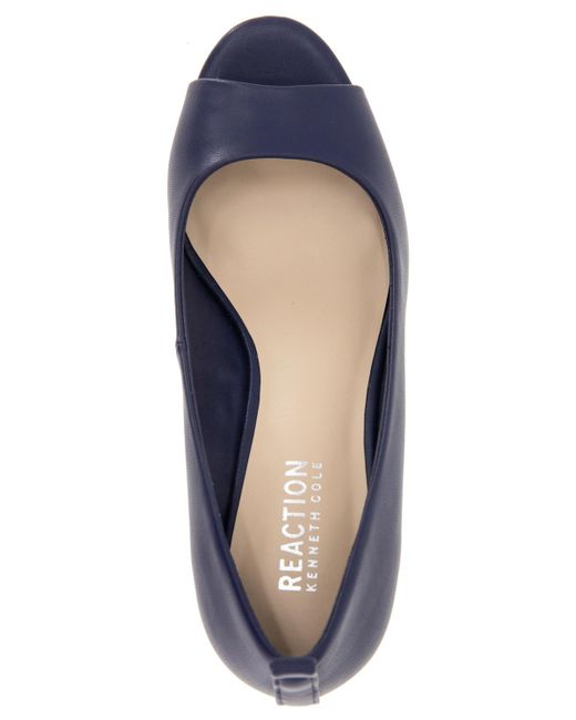 Kenneth Cole Blue Elinor Pump