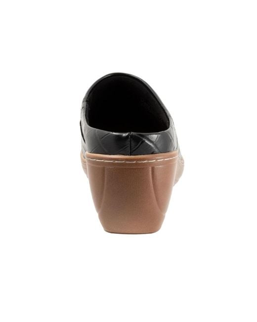 Softwalk® Black Madison Clog