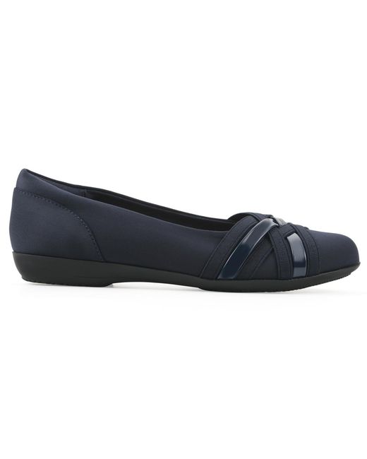 White Mountain Blue Chic Ballet Flat