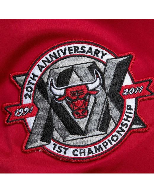 Mitchell & Ness Red Distressed Chicago Bulls Hardwood Classics Vintage-like Logo Full-zip Bomber Jacket for men
