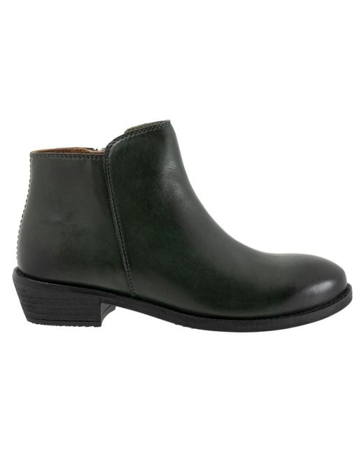 Softwalk® Black Rocklin 2.0 Boot
