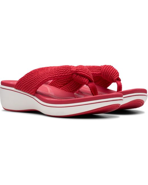 Clarks Red Cloudsteppers Breeze Rae Erin Slip-on Flat Sandals