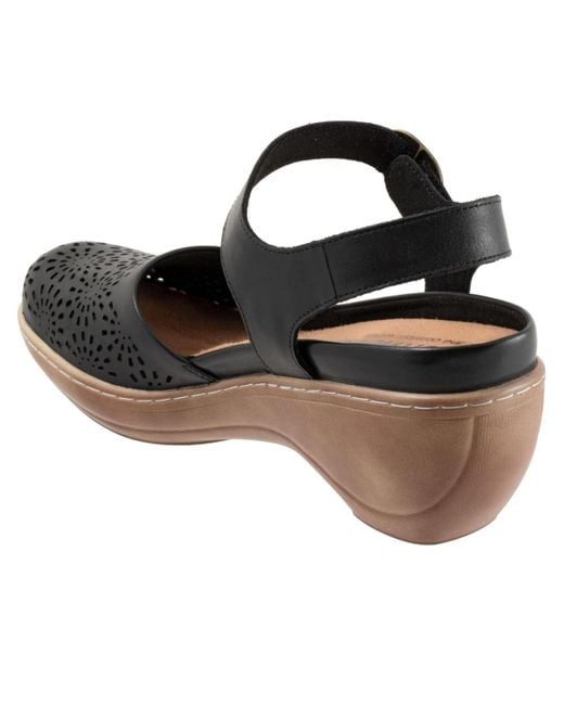 Softwalk® Black Mabelle Perf Clog
