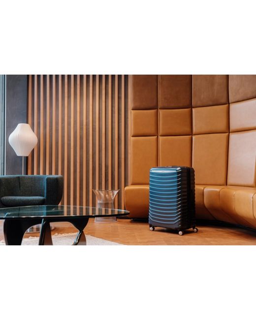 Samsonite Blue Spin Tech 6 31" Check-in Spinner