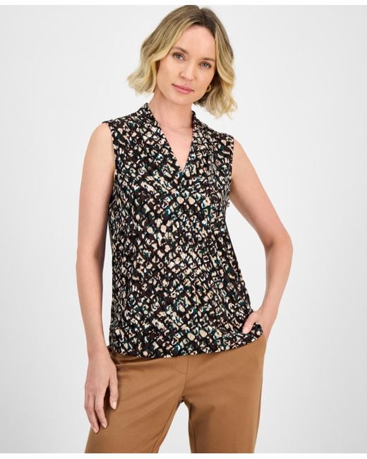 Kasper Black Floral-print Hidden-placket Blouse