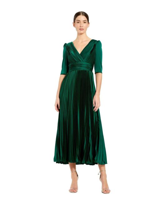 Mac Duggal Green Quarter Sleeve V Neck Heat Pleated Dress