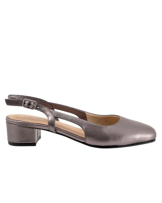 Trotters Multicolor Dottie Pump