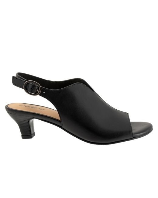 Trotters Black Norma Sandal