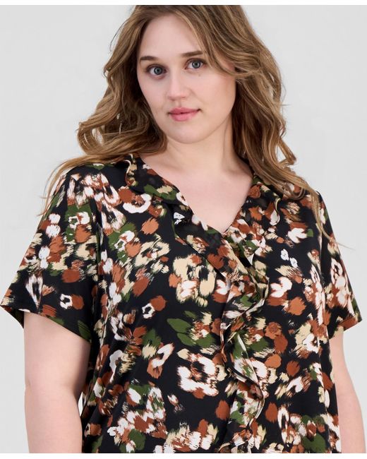Anne Klein Essentials Black Plus Printed Ruffle-trim Short-sleeve Top