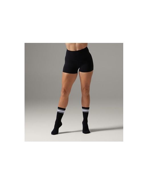 Tavi Black Hot Short