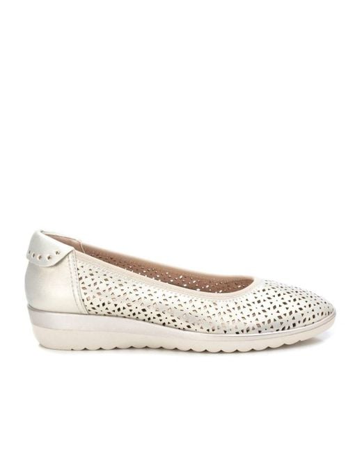 Xti Natural Ballet Flats By