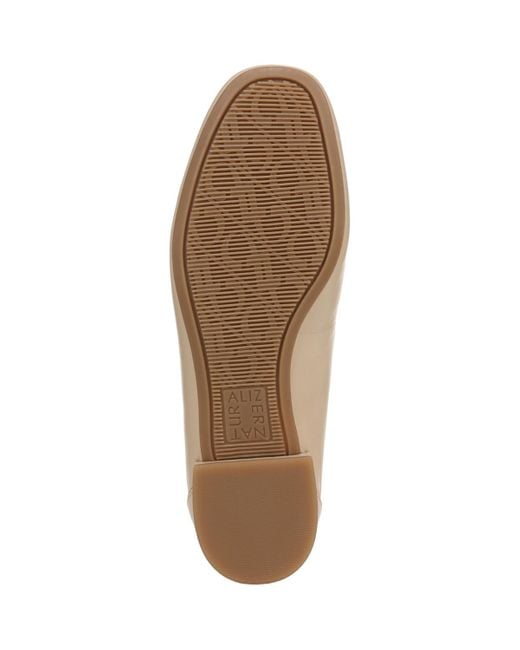 Naturalizer Natural Jordyn Closed Round Toe Loafers