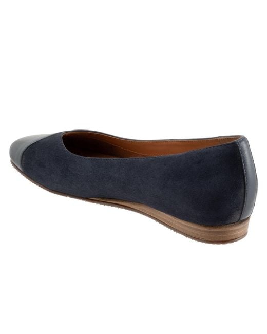 Softwalk® Blue Vina Flat