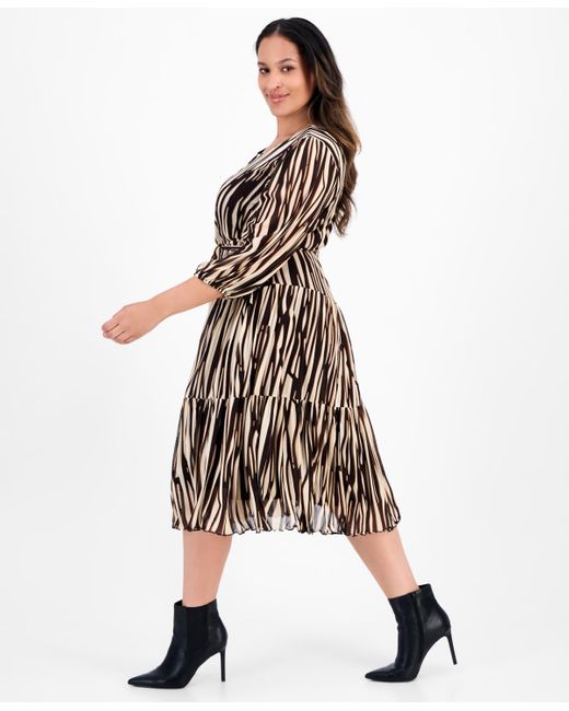 Sandra Darren Multicolor Plus Size 3/4-sleeve Tiered Mesh Dress