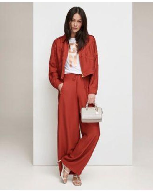DKNY Red Zip Front Long Sleeve Crinkle Dressing Jacket Short Sleeve Metallic Logo T Shirt Pull On Drawstring Pants