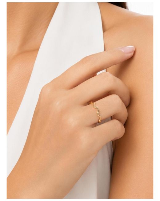 DEVATA Metallic Wavy Ring