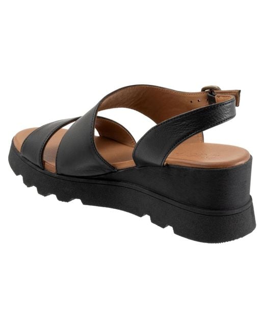 BUENO Brown Gianna Sandal