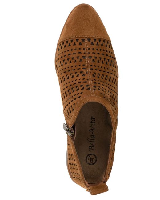 tan shooties