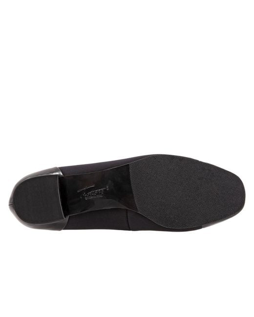 Trotters Black Daisy Pump