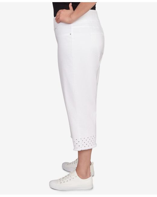 Ruby Rd White Plus Size Embroidered Hem Soft Stretch Denim Capri Jeans