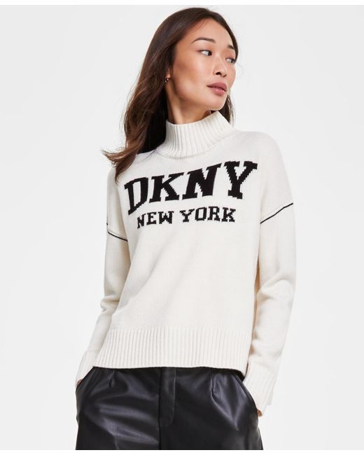 DKNY Intarsia Logo Turtleneck Sweater in White | Lyst DKNY Intarsia Logo Turtleneck Sweater in White | Lyst