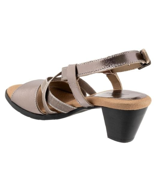 Trotters Metallic Meadow Sandal