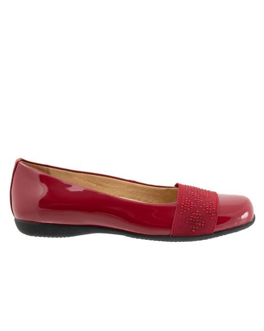 Trotters Red Samantha Flat