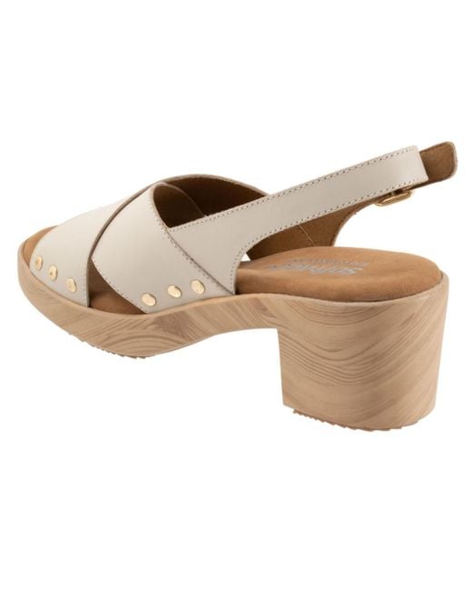 Softwalk® Metallic Florence Clog