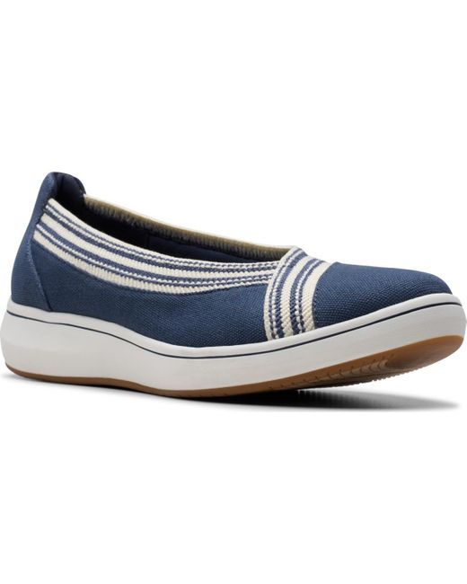 Clarks Blue Cloud Steppers Breeze Sky Air Closed Toe Shoes