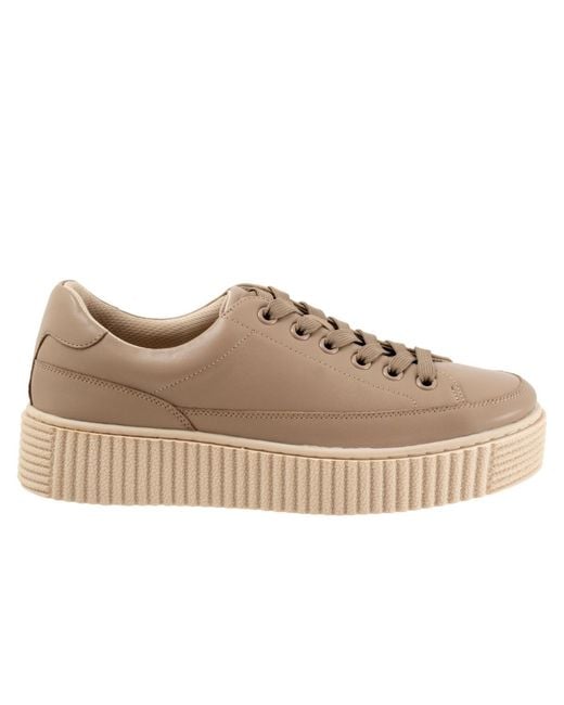 Trotters Natural Baylor Sneaker
