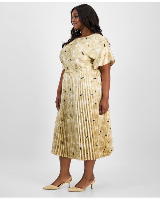 Anne Klein Metallic Plus Size Pull-on Pleated Midi Skirt