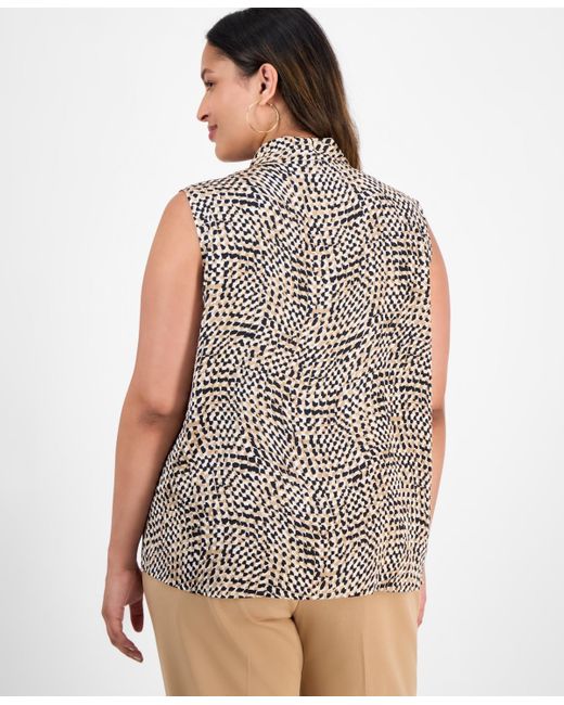 Kasper Brown Plus Size V-neck Pleated-front Top
