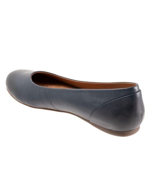 Softwalk® Blue Sonoma Flat