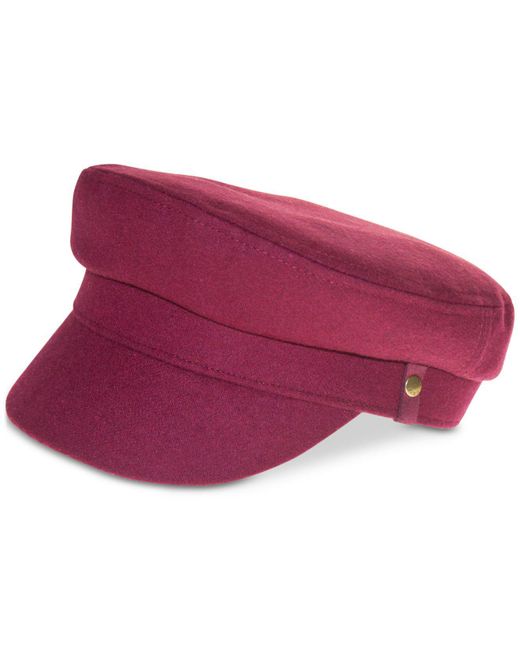 red fiddler cap
