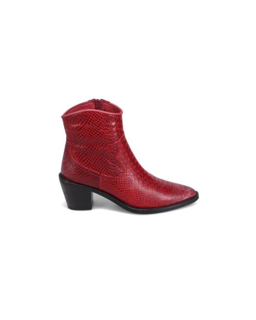 BUENO Red Valery Boot