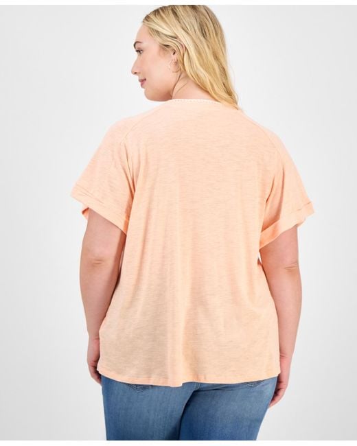 Democracy Yellow Trendy Plus Short-sleeve Rolled-cuff Graphic Tee