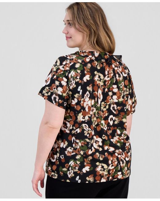 Anne Klein Essentials Black Plus Printed Ruffle-trim Short-sleeve Top