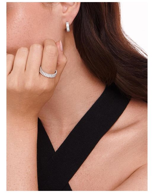 DEVATA White Ribbed Hoop Earrings