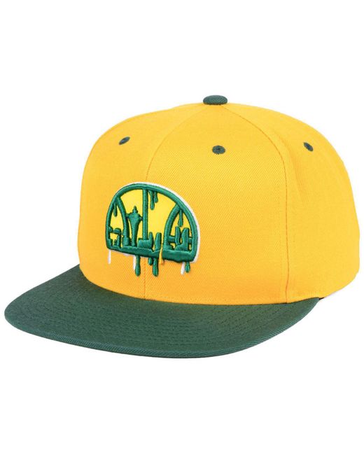 Mitchell & Ness Multicolor Seattle Supersonics Dripped Snapback Cap for men