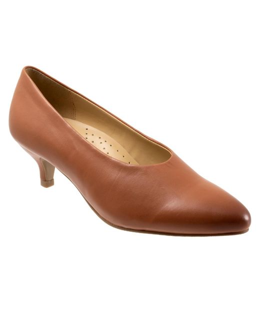 Trotters Brown Kimber Pump