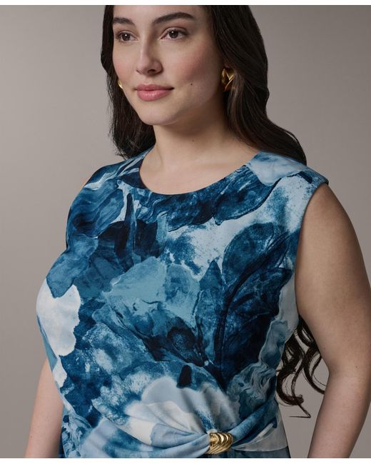 donna karan blue dress Women's V-Neck Sleeveless - Sapphire stealing evening gown gathered with a twist and hardware under the deep V Donna Karan Women's A-Line Halter