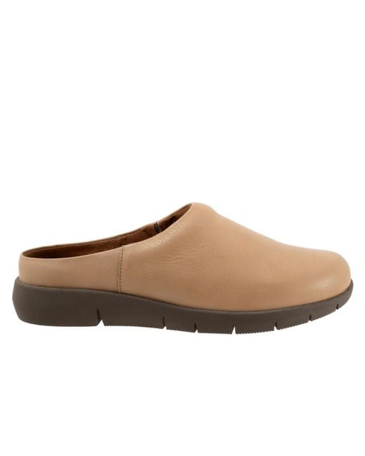 Softwalk® Brown Andria Clog