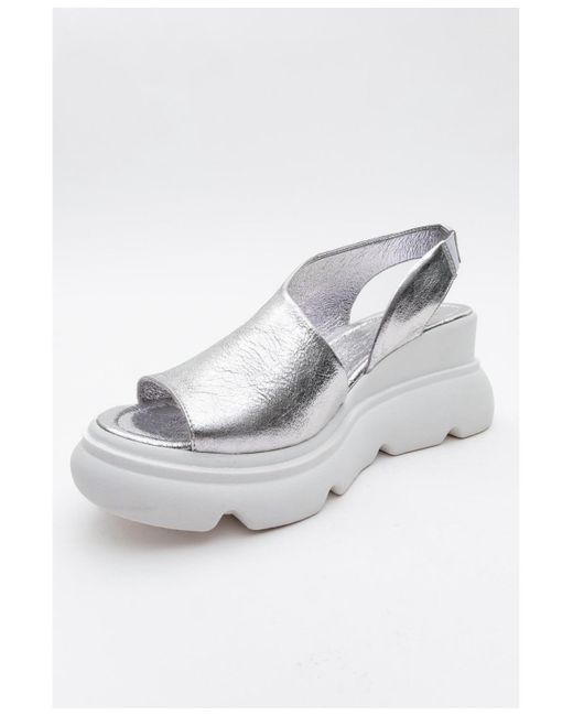 Forever & Always Shoes Gray Agusto Leather Platform Sandal ()