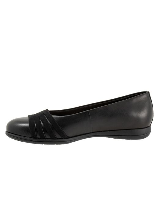 Trotters Black Drew Flat