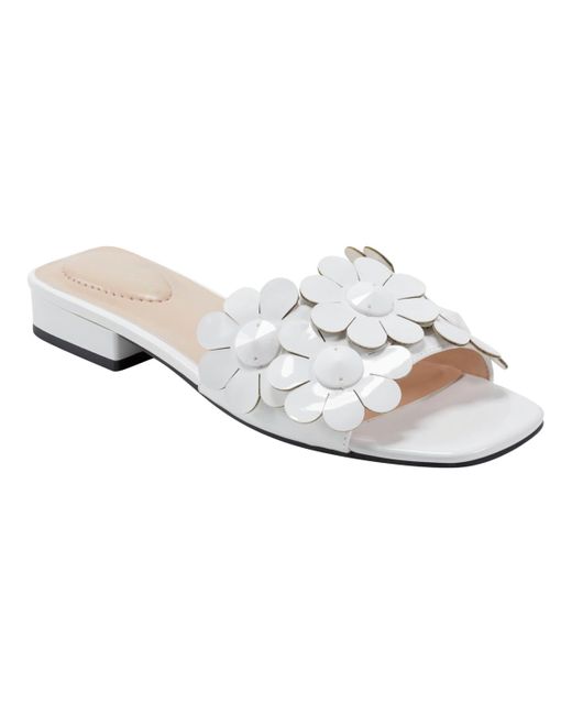 Bandolino White Marigold Flower Embellished Slide Sandals