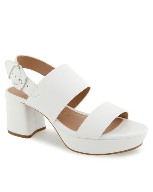 Aerosoles White Camilia Round Toe Platform Sandals